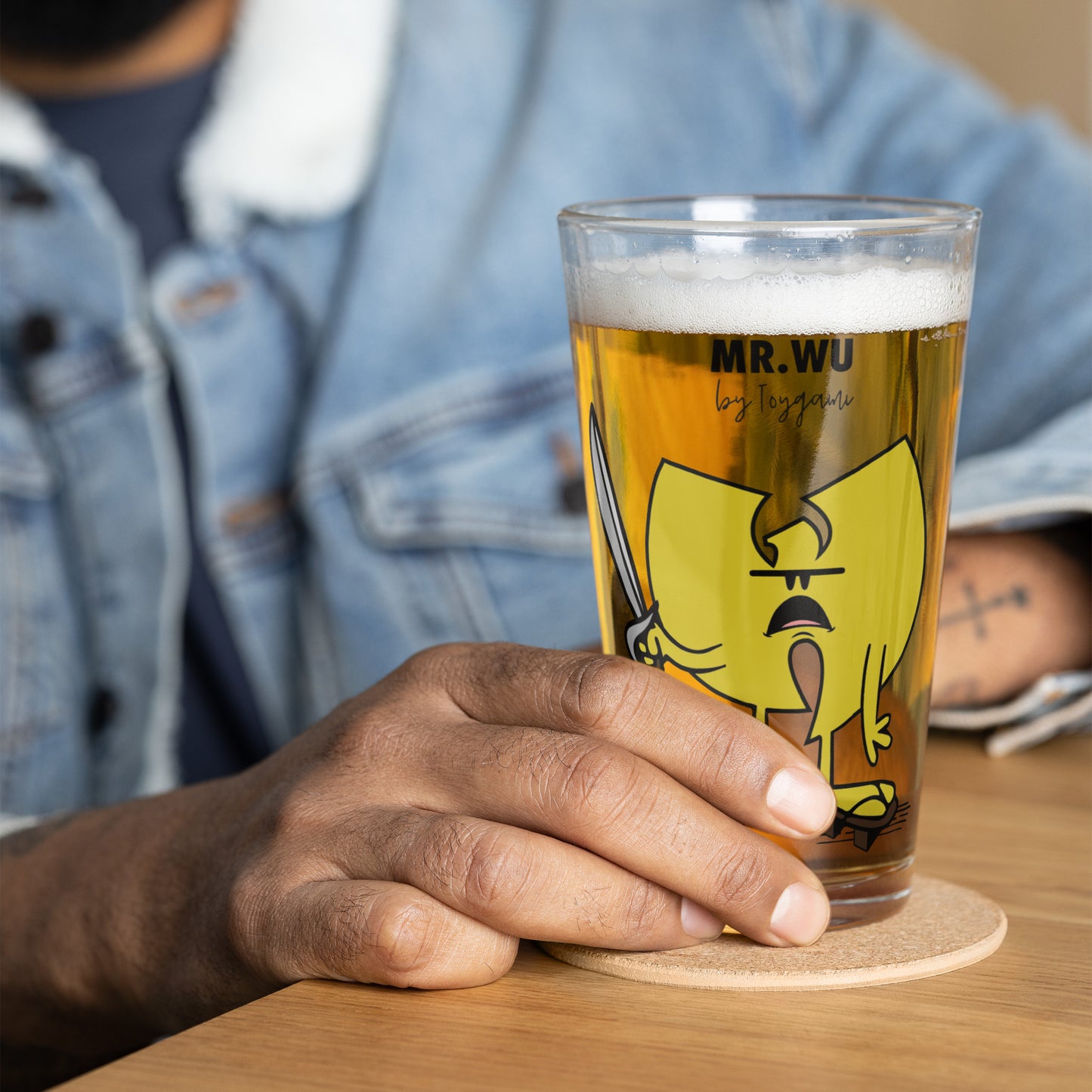 Mr. Wu Shaker pint glass